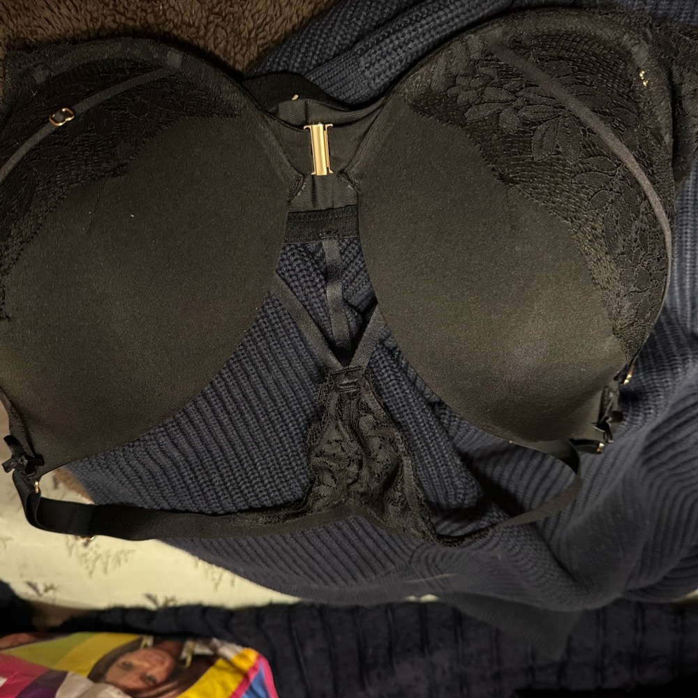 46DD black bra from lane Bryant never worn